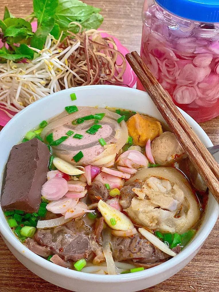 bun bo hue chua lang 4