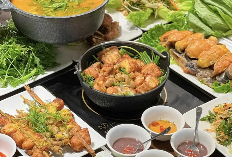 Chả cá Lăng Thung Cấm Quán Thánh