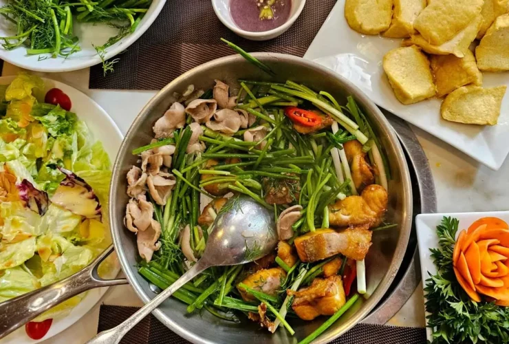 Chả Cá Ô Quan Chưởng: Nơi hương vị Hà Nội xưa được gìn giữ trọn vẹn trong từng thớ cá, từng góc không gian