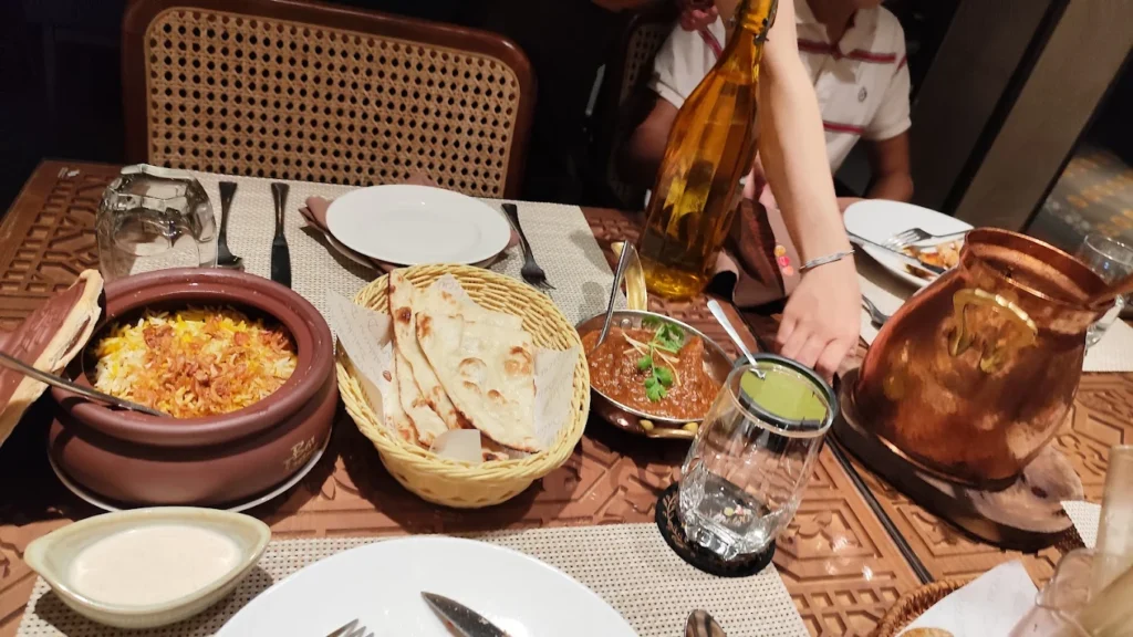 nha hang an do quan 1 5