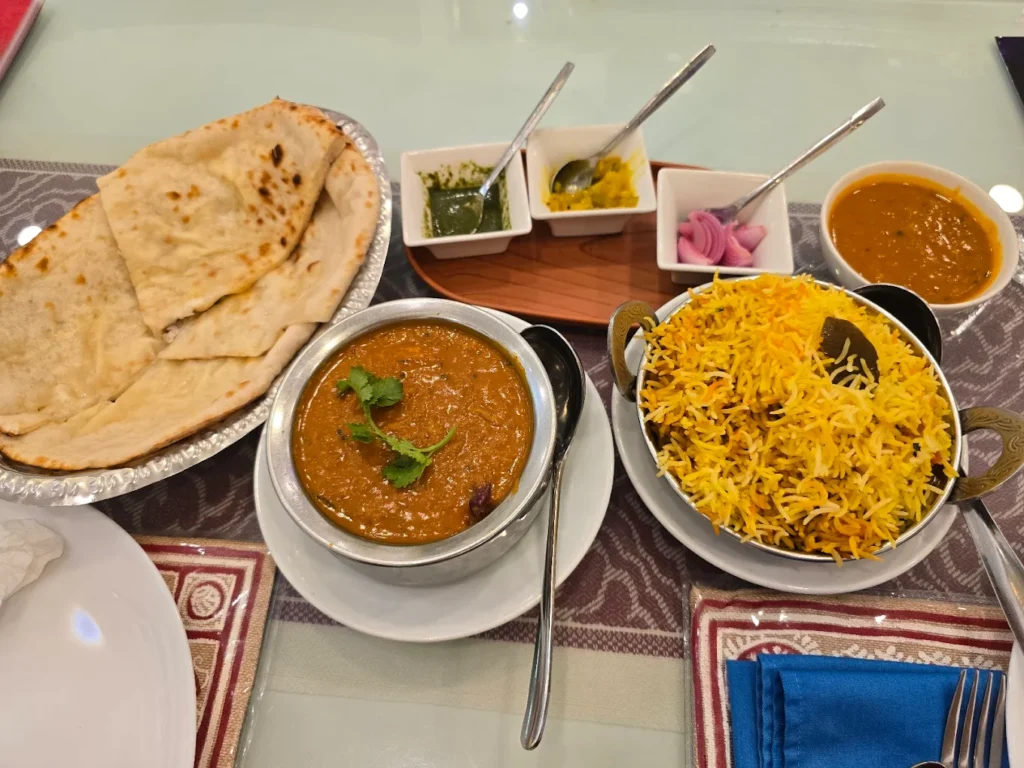 nha hang an do quan 1 8