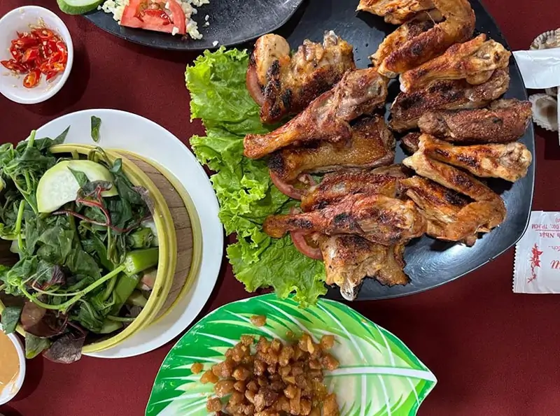 Đôi nét về quán ăn Hà Vịt