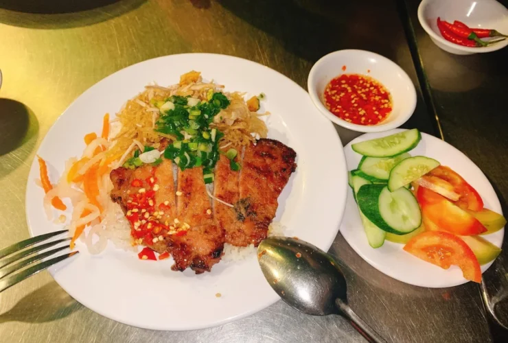 quan com binh dan tphcm 0