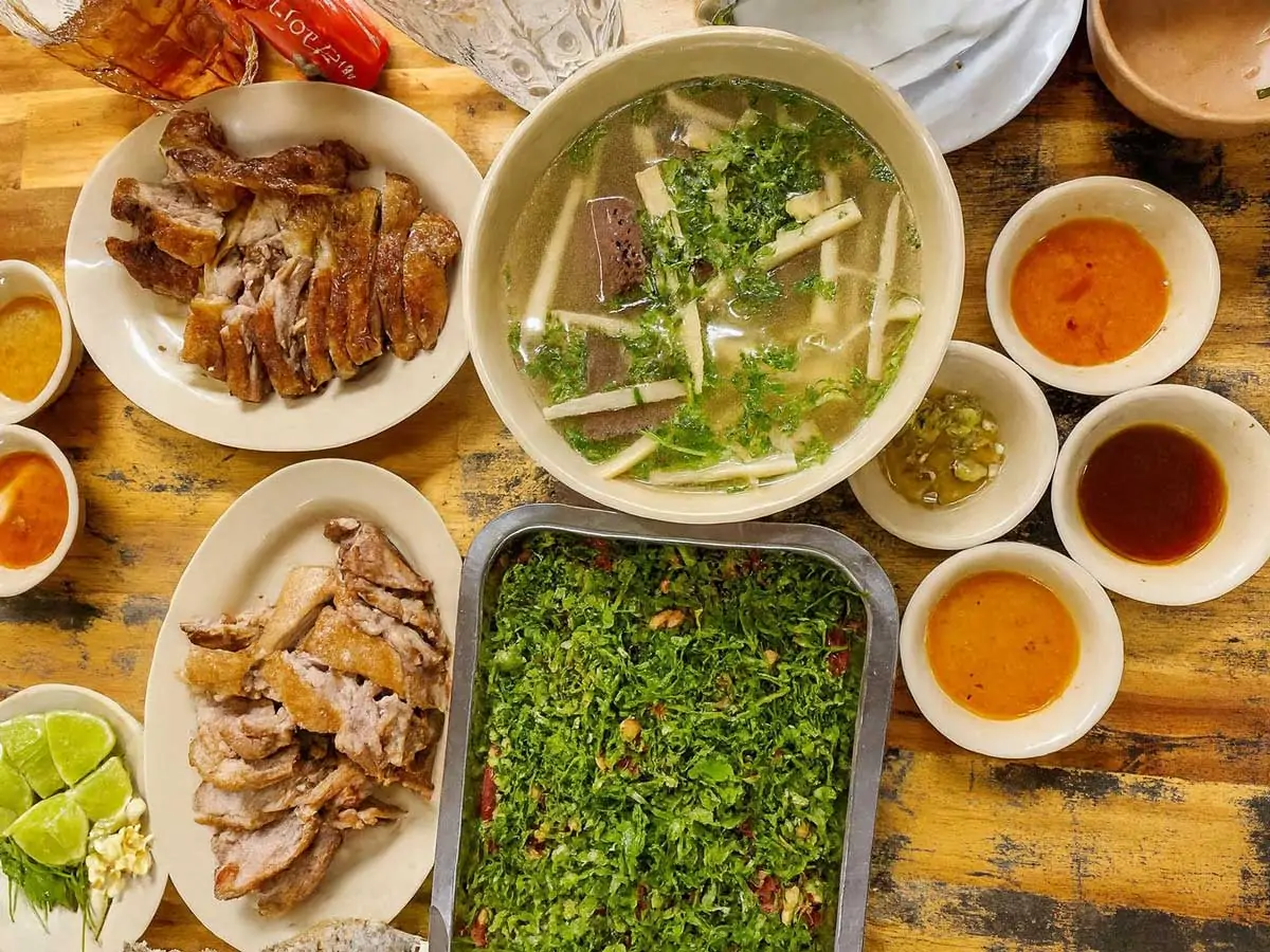 Quán vịt đồng Hai Phương