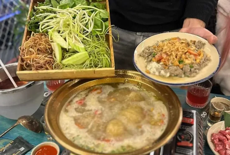 Lẩu cua đồng Định Quán