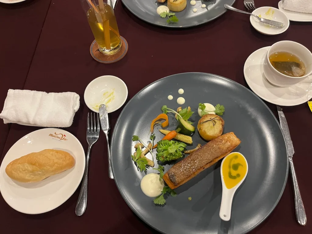 nha hang phap o ha noi 4