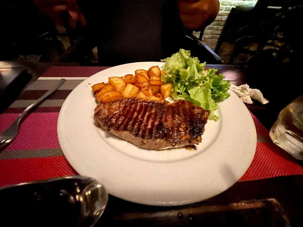 nha hang phap thao dien 3