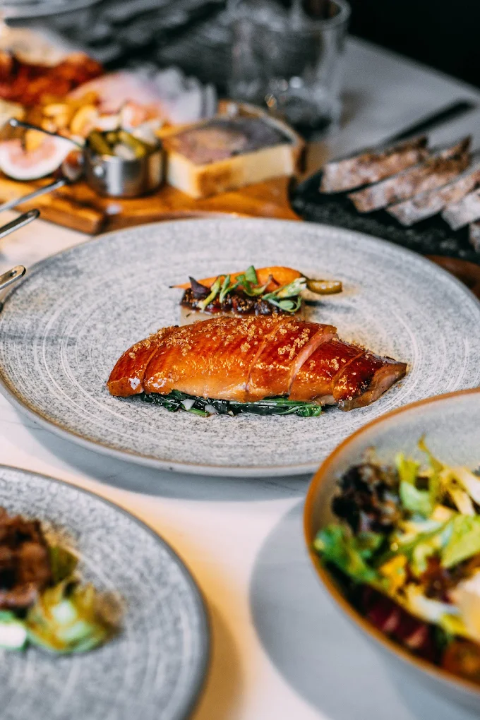 nha hang phap thao dien 5