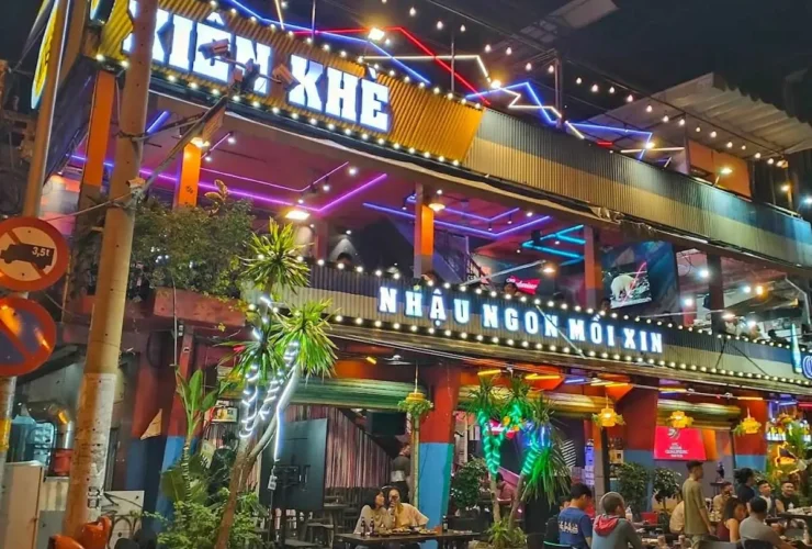 Quán lẩu & nướng Xiên Khè