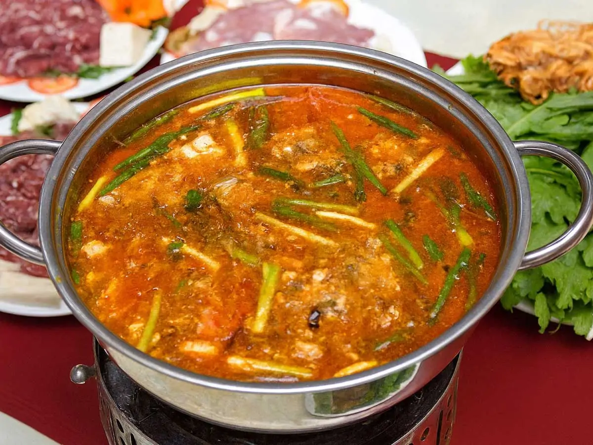 Tùng Lâm Quán lẩu cua đồng