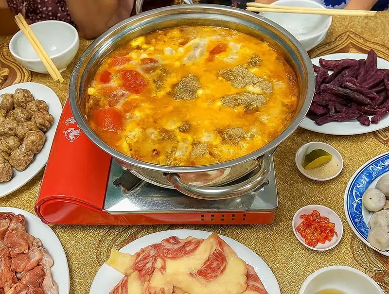 dịch vụ tại Tùng Lâm Quán lẩu cua đồng