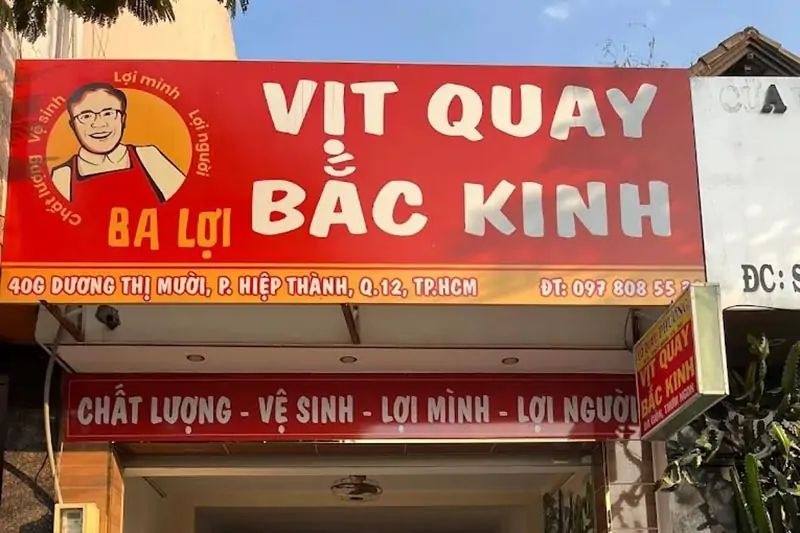 Không gian tại vịt quay Bắc Kinh Ba Lợi