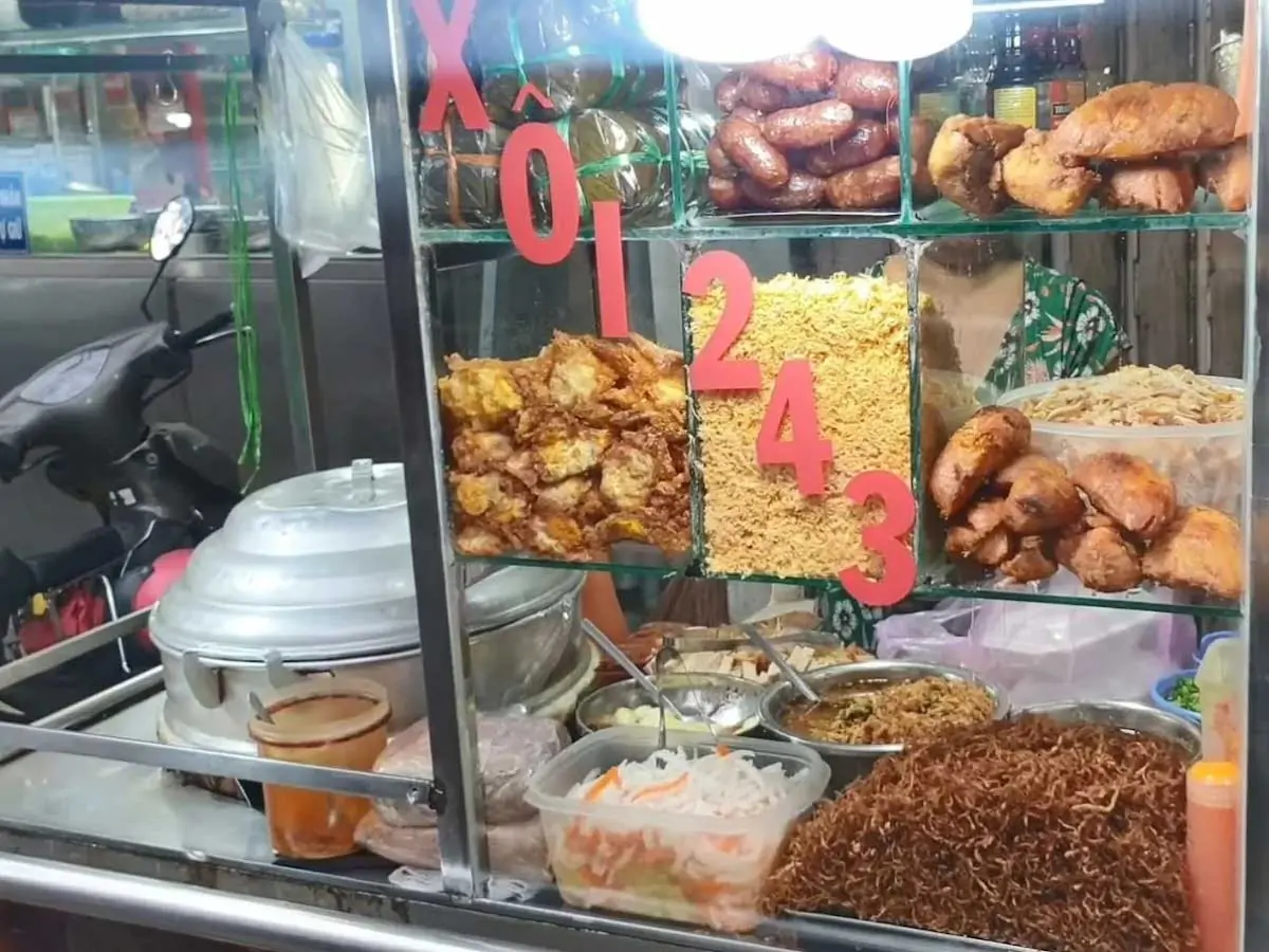 Xôi mặn & xôi gà 243 Tôn Đản