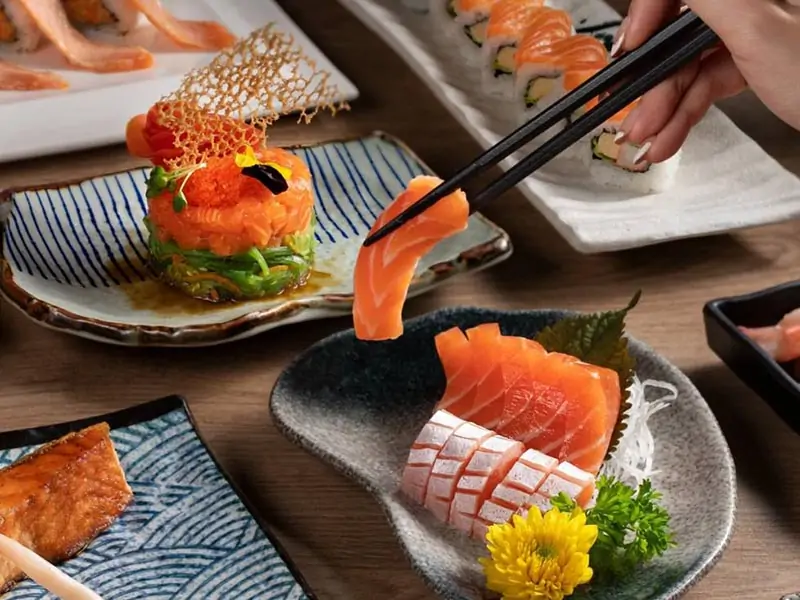 Sashimi và Sushi