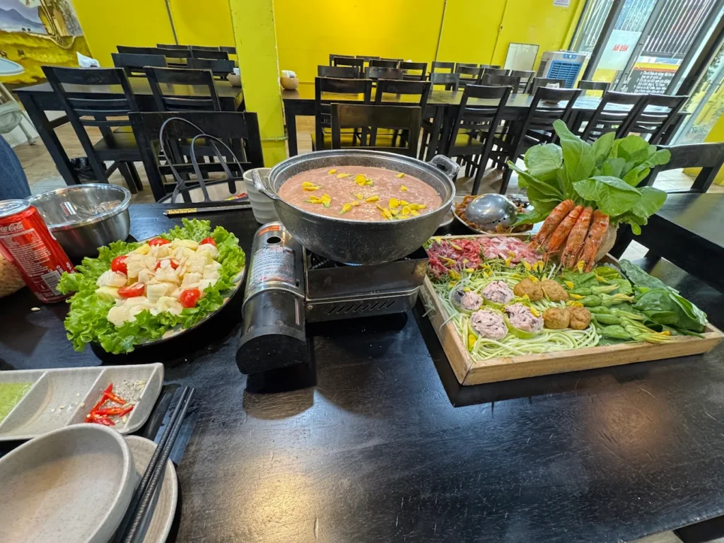 linh an quan lau tom bau 2