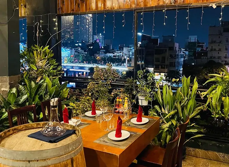 Không gian Le Resto