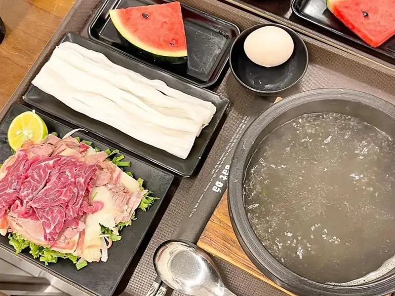 Phở bát đá truyền thống