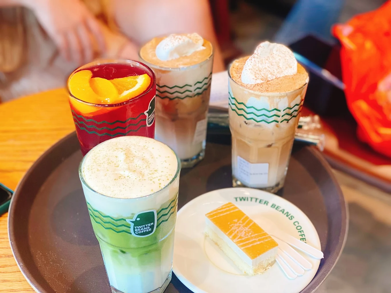 quan cafe vu pham ham 0