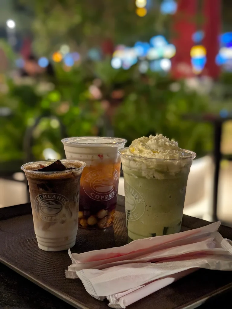 quan cafe vu pham ham 8