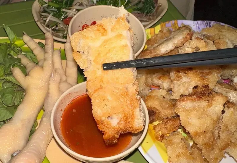 Dịch vụ tại quán