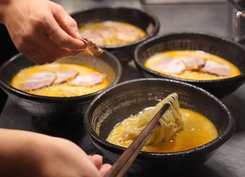 Dịch vụ tại Tokyo TanTan Ramen Vũ Phạm Hàm