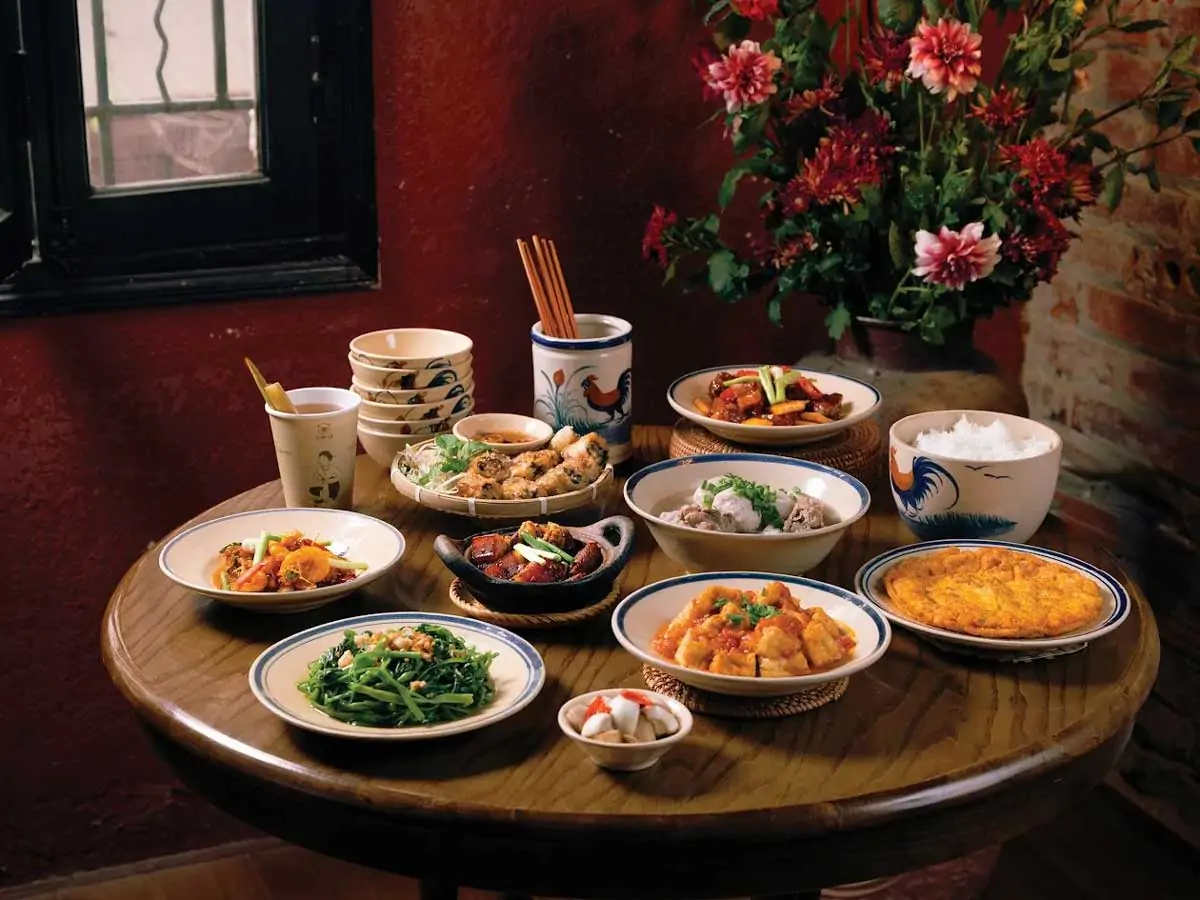 Cơm Lệ Vũ Phạm Hàm - Điểm Hẹn Ẩm Thực Truyền Thống Giữa Lòng Phố Thị