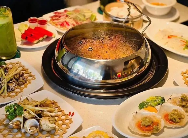 Đôi nét về Long Wang Vũ Phạm Hàm