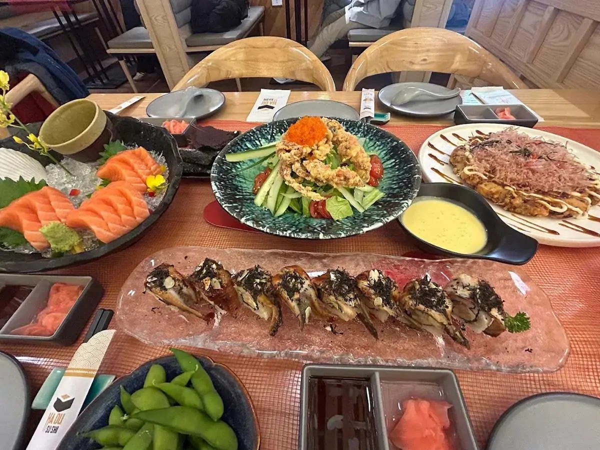 Hadu Sushi Trung Hòa