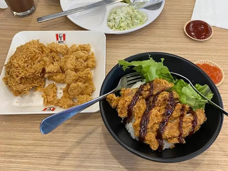 Đôi Nét Về KFC Trung Hòa