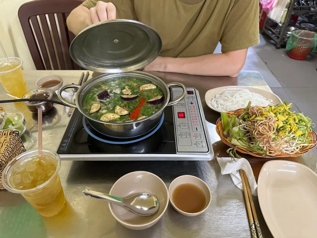 lau mam ngon sai gon 4