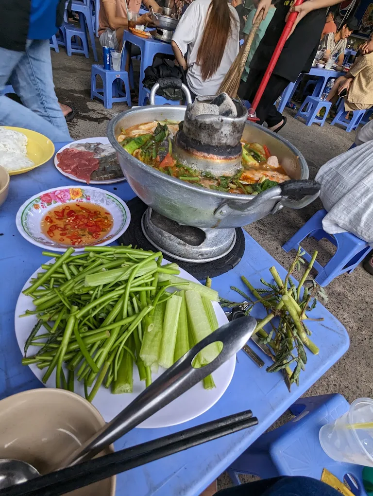 lau mam ngon sai gon 8