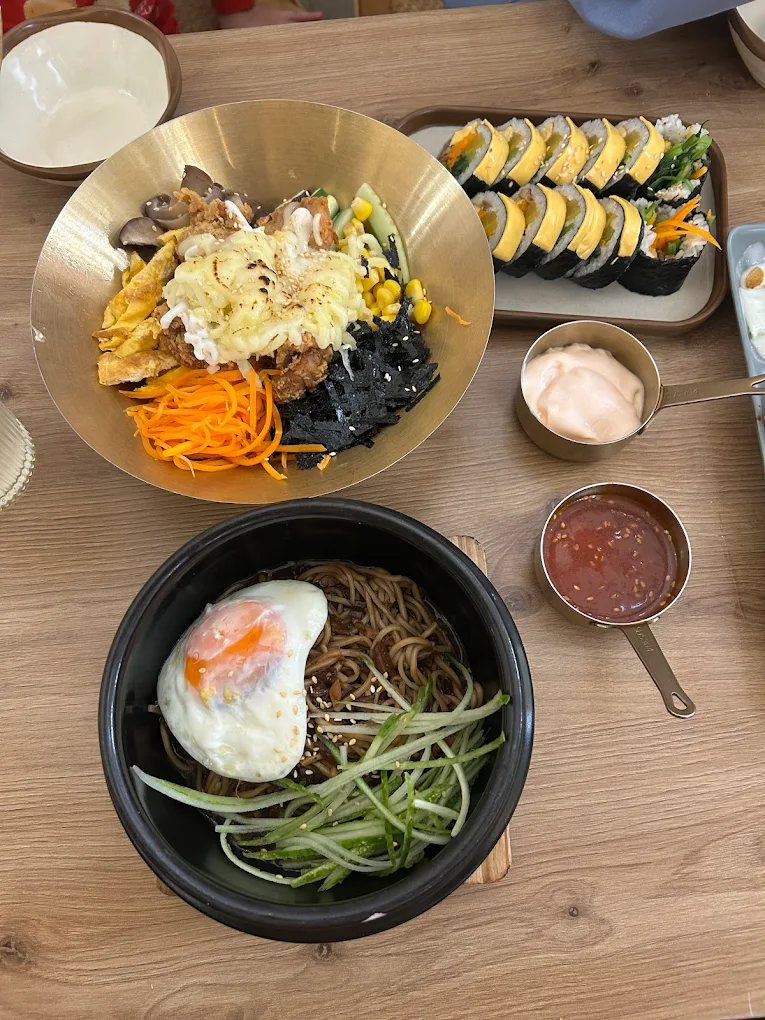 mi tuong den ha dong 1