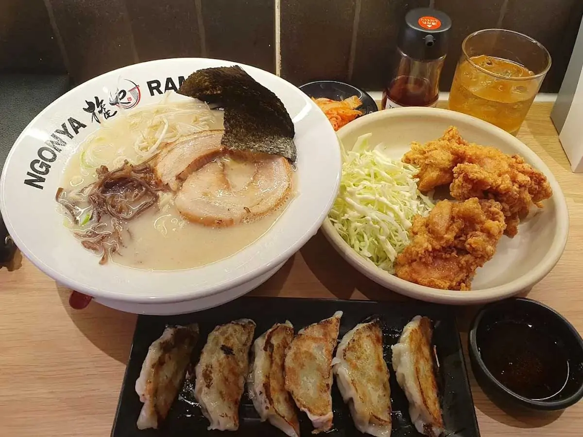 Ngonya Ramen Trung Hòa