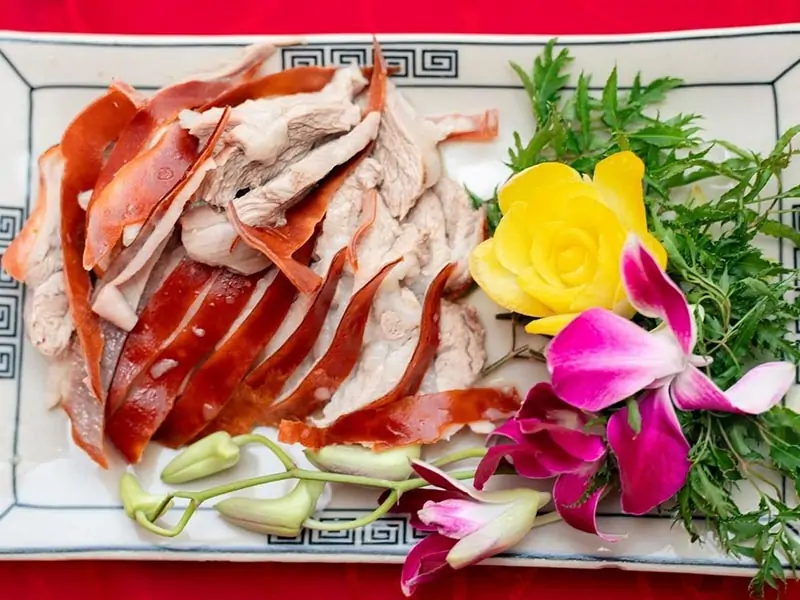 Đùi Dê Đánh Đu Than Hồng – Trải Nghiệm Ba Trong Một