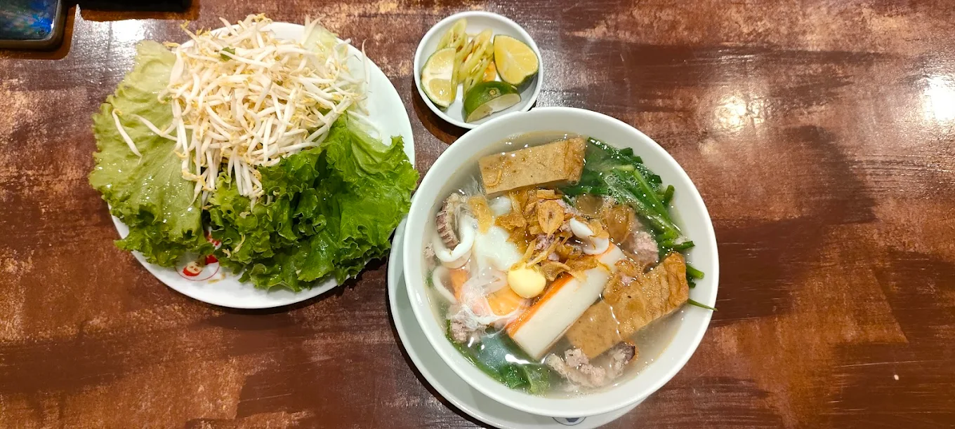 quan hu tieu ngon o ha noi 0