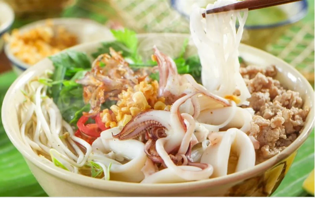quan hu tieu ngon o ha noi 10