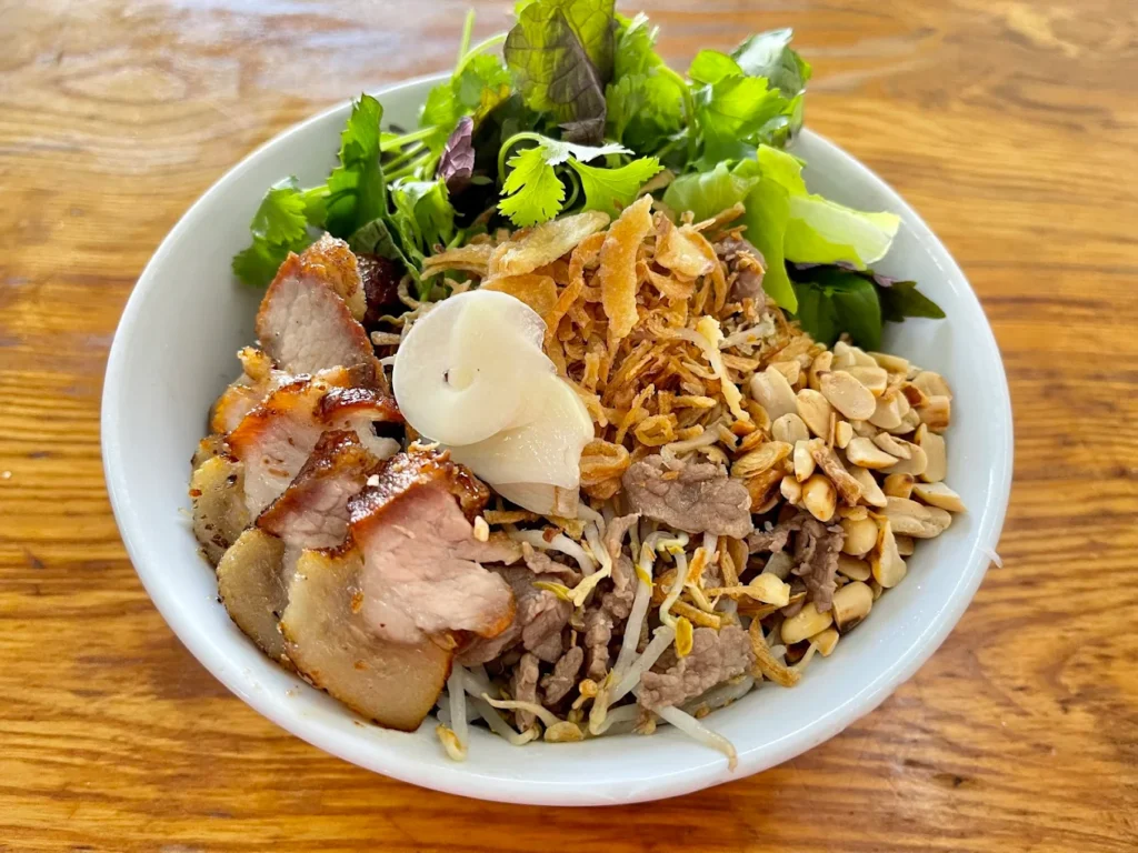 quan hu tieu ngon o ha noi 7