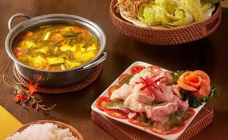 Lẩu Cá Lăng
