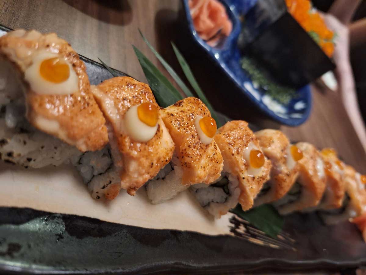 sushi Trung Hòa