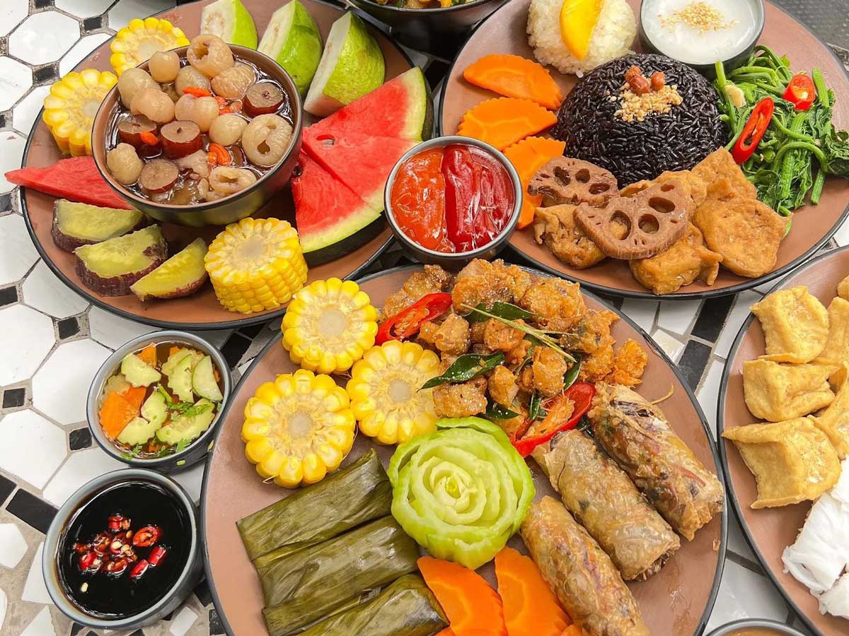 Veggie Castle Trần Kim Xuyến – Thiên Đường Buffet Chay
